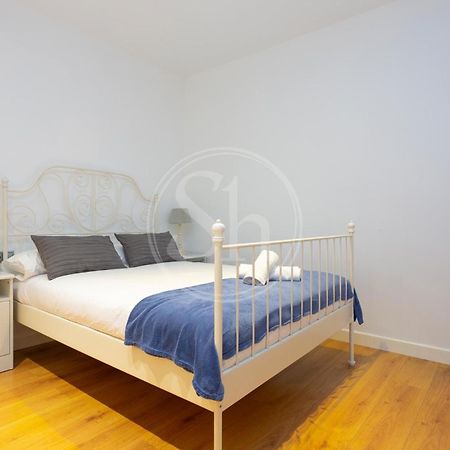 Bonito Apartamento Cerca De La Sagrada Familia 巴塞罗那 外观 照片