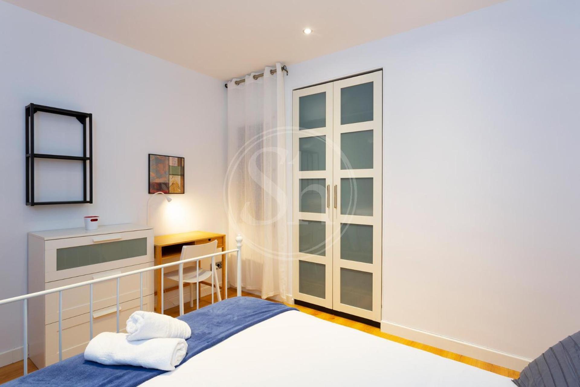 Bonito Apartamento Cerca De La Sagrada Familia 巴塞罗那 外观 照片